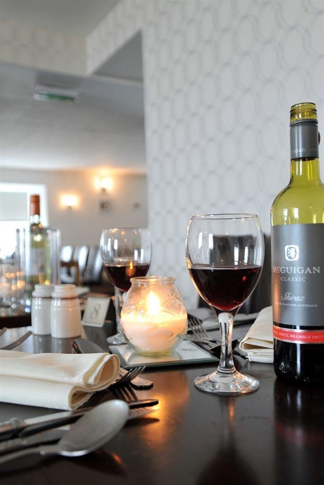 The White Swan Inn Lowick  Екстер'єр фото