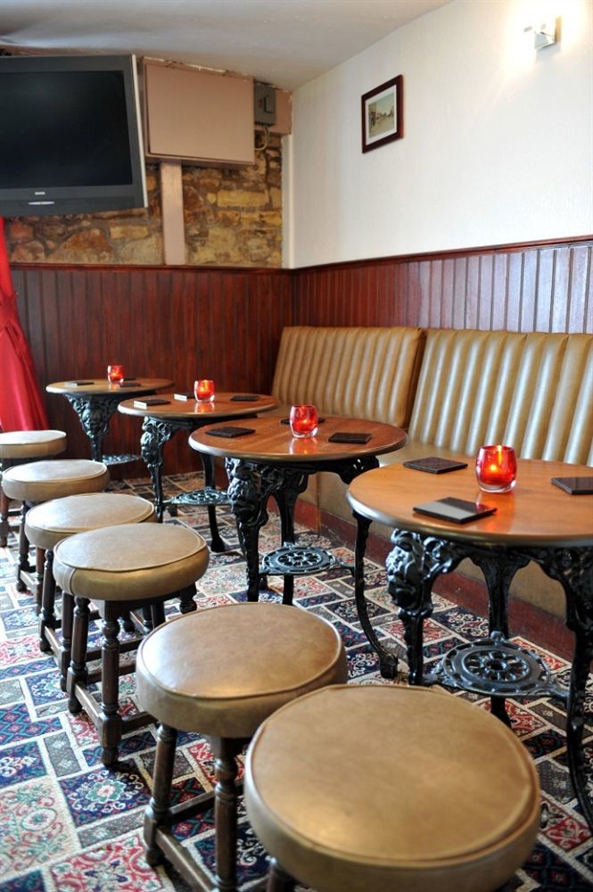 The White Swan Inn Lowick  Екстер'єр фото